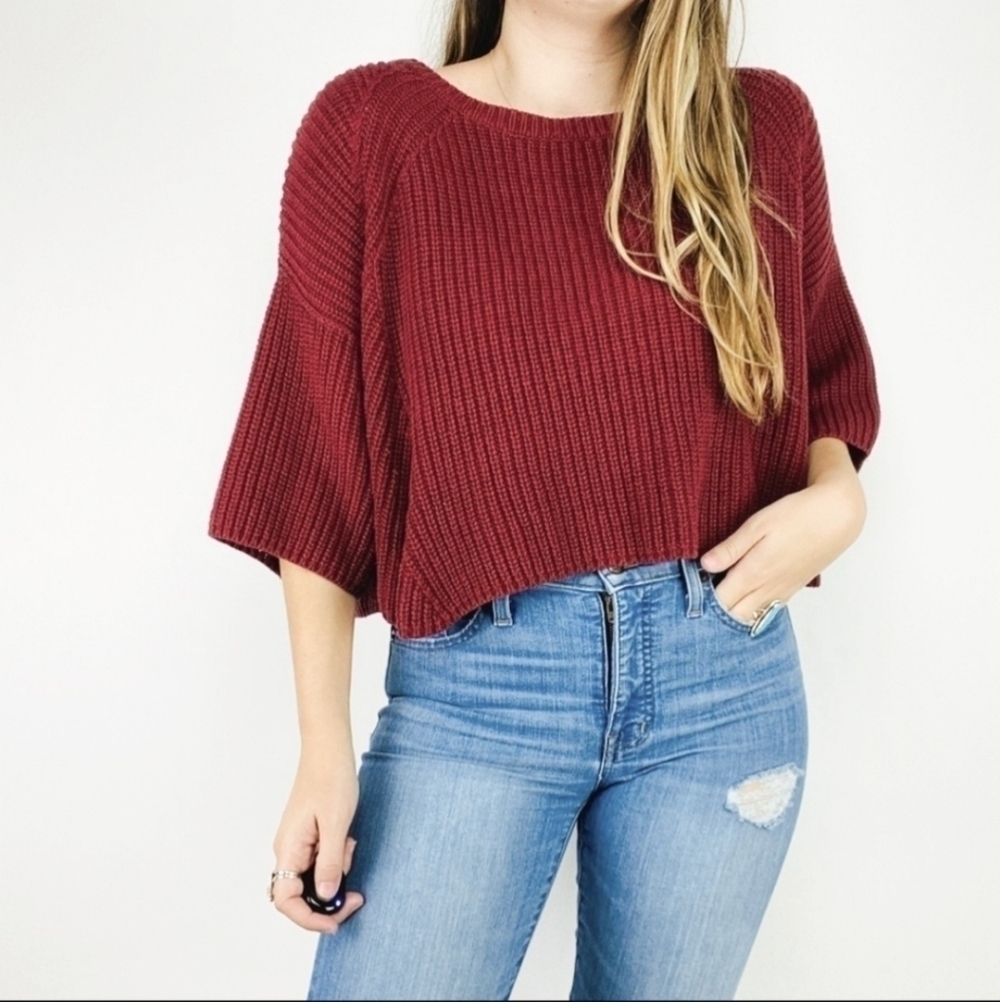 Free People Maroon Ribbed Cropped Boxy Short Sleeve Sweater Women's Medium M EUC